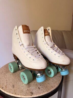 Roller Derby Womens' Cruze XR High Top Skates Size 6